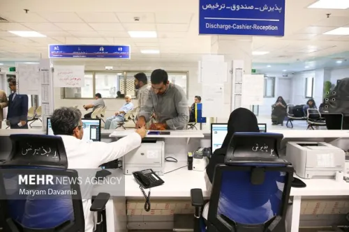 نمی خواهند صدای پرستاران را بشنوند انتقاد از تصمیمات وزارت بهداشت