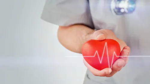 چه طور با بیمار گرفتار سکته قلبی در تجمعات برخورد کنیم؟ به همراه فیلم